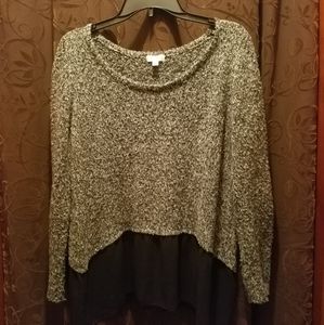 Womens Long Sleeve Round Neck Sweater